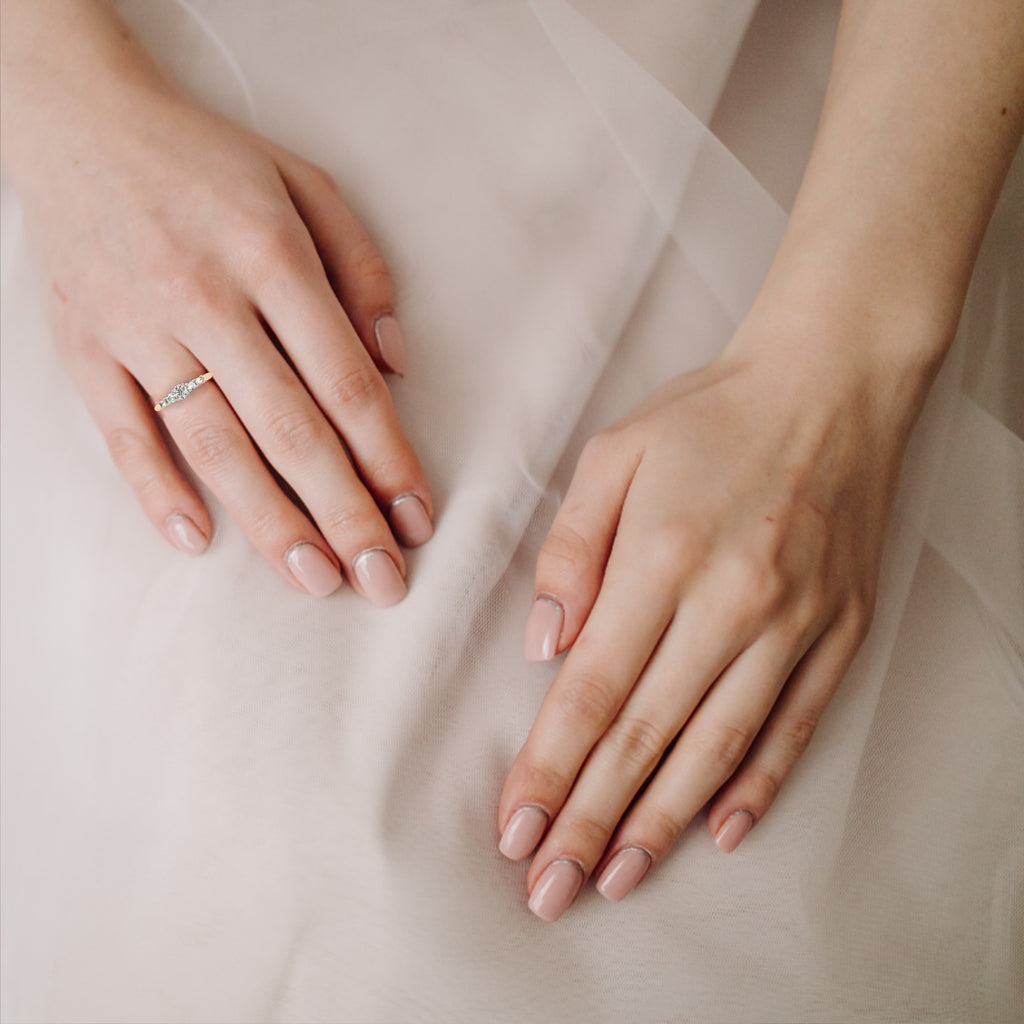 Round Cut Graduated Lab Grown Diamond Ring
